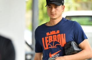 Đặng Văn Lâm bấp bênh tương lai ở Muangthong United