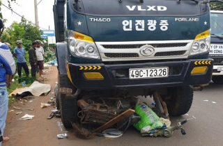 Xe tải tông từ phía sau, người phụ nữ buôn ve chai tử vong