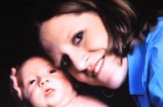 Âm mưu “đuổi cùng giết tận” của gã chồng đồng tính không dám ly hôn