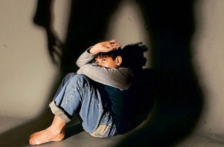 Vì sao trẻ lên 3 cũng có nguy cơ nhập viện tâm thần?