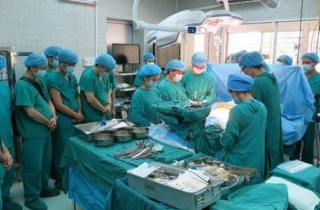 Bé gái 13 tuổi hiến tạng cứu sống 8 người