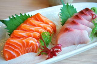 10 thực phẩm phụ nữ không nên ăn khi mang thai