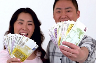 Giữ tiền riêng mới hạnh phúc, khỏe mạnh?