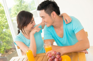 Đời cho ta bên nhau bao lâu mà phung phí