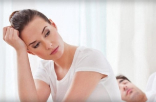 Vũ khí lợi hại nhất của phụ nữ để níu kéo chồng có bồ