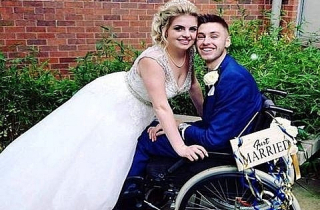 Cưới gấp vì tưởng ung thư, chú rể nhận tin vui bất ngờ