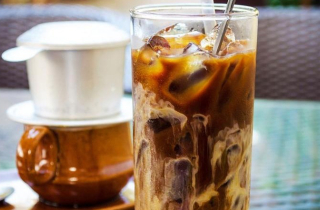 Dùng cà phê đá giữ ấm trong đông lạnh giá
