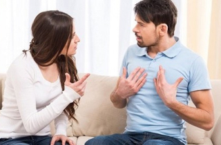 Vợ ghen tuông mù quáng chỉ vì tin những câu chuyện \