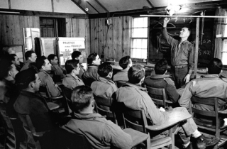 Người kiến tạo “thời kỳ trăng mật” giữa tình báo Mỹ và Liên Xô