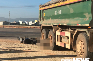 Xe tải cán chết 2 người tại Bình Định: Tài xế bỏ trốn khỏi hiện trường