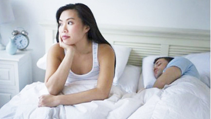 Lãnh cảm vì chồng 