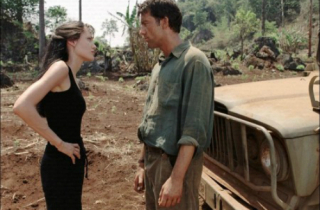 Angelina Jolie giúp Namibia thành điểm nóng du lịch sau một đêm
