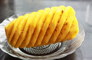 Nôn thốc nôn tháo sau ăn dứa: Những sai lầm đại kỵ khi ăn dứa chín bạn phải tránh xa