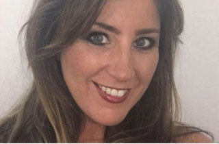 Nuốt túi cocaine trước khi lên máy bay, nữ giáo viên chết thảm