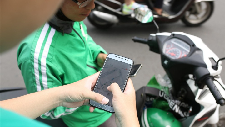 Phí “Xe chờ quá 5 phút”: nhiều khách hàng thấu hiểu cho nỗi niềm của tài xế