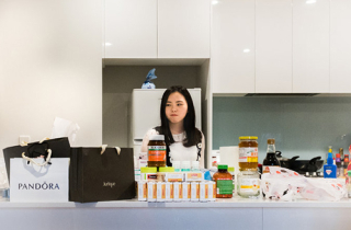 Buôn hàng xách tay Australia, du học sinh Trung Quốc kiếm bộn tiền