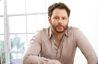 Cuộc đời ngoạn mục của phù thủy internet  từng khiến FBI đau đầu