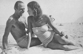 Điệp viên trác táng nổi tiếng với biệt danh \'3 bánh\'