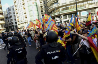 Tây Ban Nha ra sao nếu Catalonia tuyên bố độc lập?