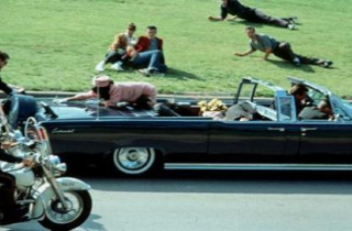 Vụ ám sát Tổng thống Kennedy: Tấm màn bí ẩn 54 năm