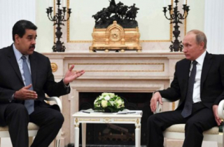 Canh bạc dầu thô của Nga có nguy cơ đổ nợ ở Venezuela