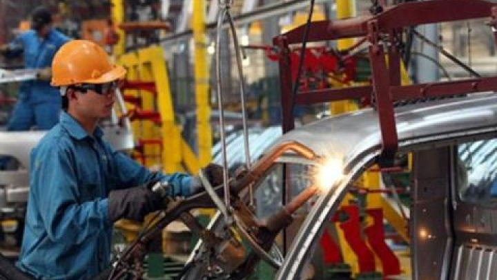 Vòng luẩn quẩn của kinh tế Việt Nam