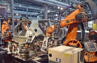 Không “nhập cuộc” CMCN 4.0, Việt Nam sẽ đối mặt với nhiều tác động tiêu cực