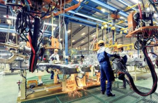 Tăng gấp đôi thuế nhập ôtô cũ: Tan giấc mơ xe rẻ?