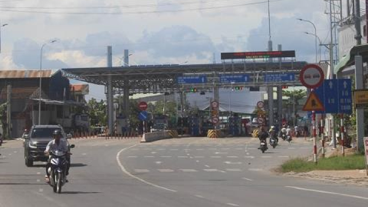 Trạm BOT đi 500m phải đóng phí: Chủ tịch tỉnh bức xúc