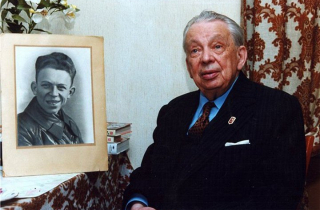 Cuộc đời thăng trầm của điệp viên huyền thoại Liên Xô