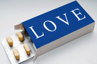 Bệnh nghiện yêu