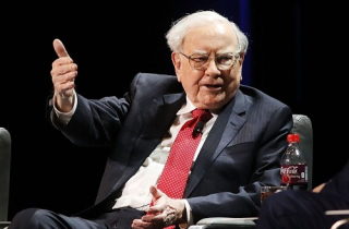 Dạy trẻ về tiền bạc từ lời khuyên của tỷ phú Warren Buffett