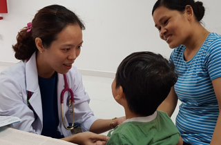 Cứ 10 trẻ Việt có 3 bé mắc bệnh hen