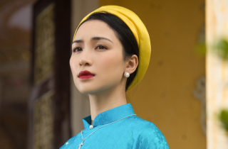 Hòa Minzy đóng Nam Phương Hoàng hậu