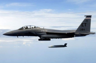 Cuộc không kích Syria có thể là màn quảng cáo tên lửa mới của Mỹ