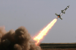 Nga công bố tên lửa Tomahawk thu được sau vụ Mỹ không kích Syria