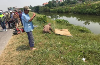 Xe tải chở cơm hộp húc nhóm học sinh ở Hải Dương, 2 người chết