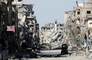 Nguy cơ đụng độ Nga, Mỹ ở Raqqa sau khi IS bị quét sạch