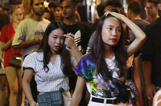 Những thanh niên không muốn ngủ lúc nửa đêm