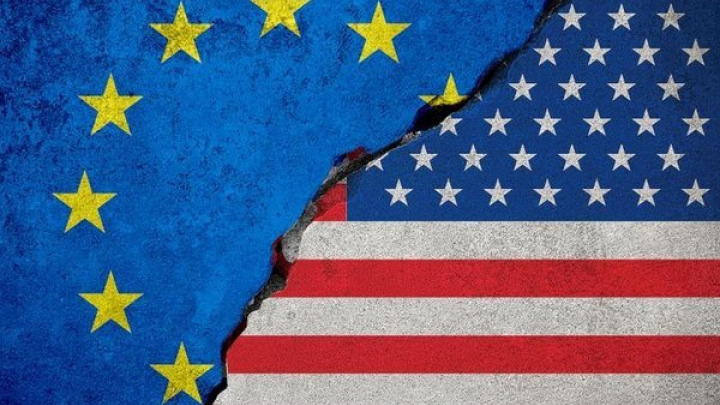Bị ông Trump tung đòn, nông dân châu Âu bầm dập