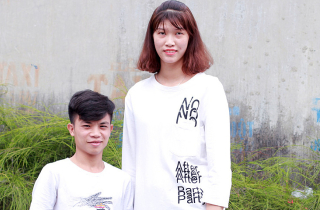 Chuyện tình chồng mét tư, vợ mét chín