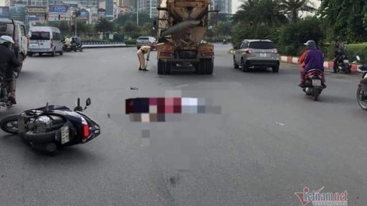 Hai mẹ con bị xe bồn tông tử vong ở bùng binh BigC Hà Nội
