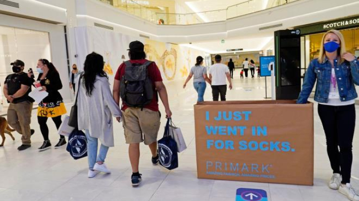 Kinh tế Mỹ phục hồi hình chữ V nhưng vẫn không 