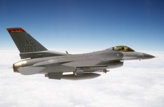 Mỹ phát triển trí tuệ nhân tạo \'chẩn bệnh\' cho tiêm kích