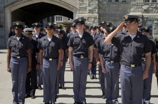 Khám phá bên trong trường quân sự hàng đầu nước Mỹ