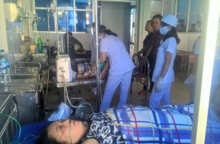 5 người bị ngạt khí do để máy phát điện chạy trong nhà đóng kín cửa