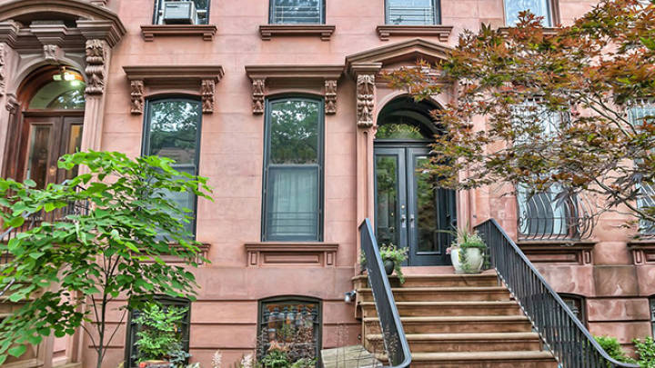 Khám phá căn nhà triệu đô của cặp sao Hollywood