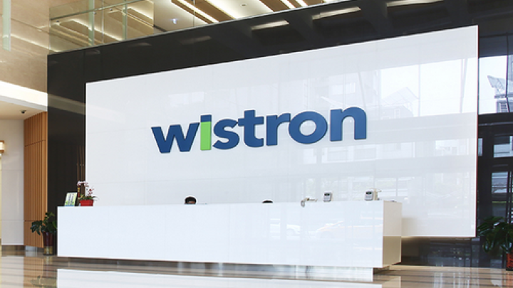 iPhone 8 Plus bị đưa vào \'các thành phần chưa được duyệt\'