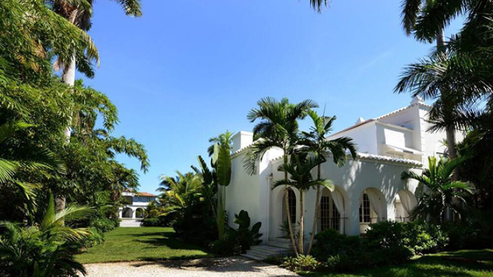 Bên trong biệt thự của trùm Mafia khét tiếng có gì?