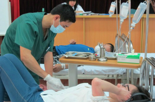 Khi nào thì cần truyền dịch vào cơ thể?